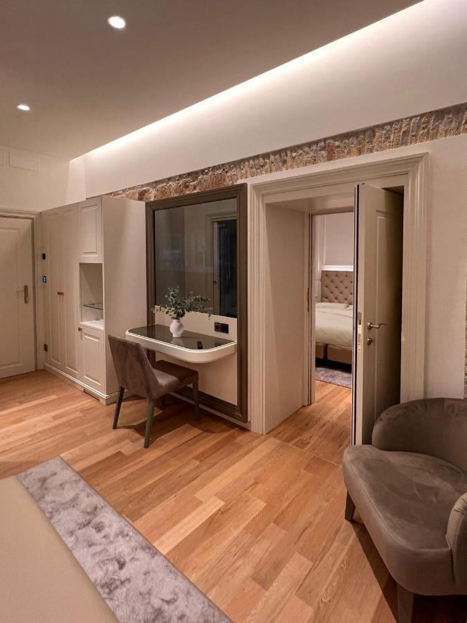 Martina Suites โรม ภายนอก รูปภาพ