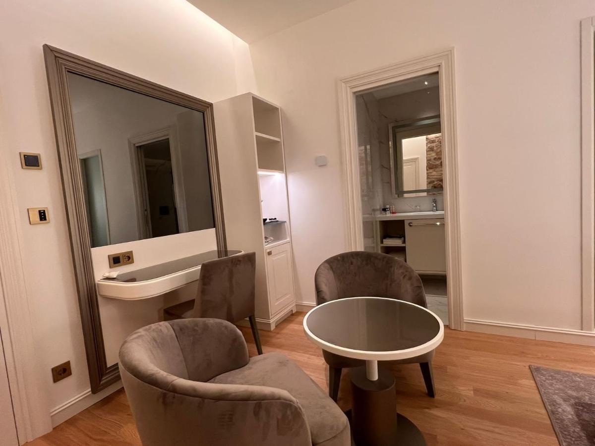 Martina Suites โรม ภายนอก รูปภาพ